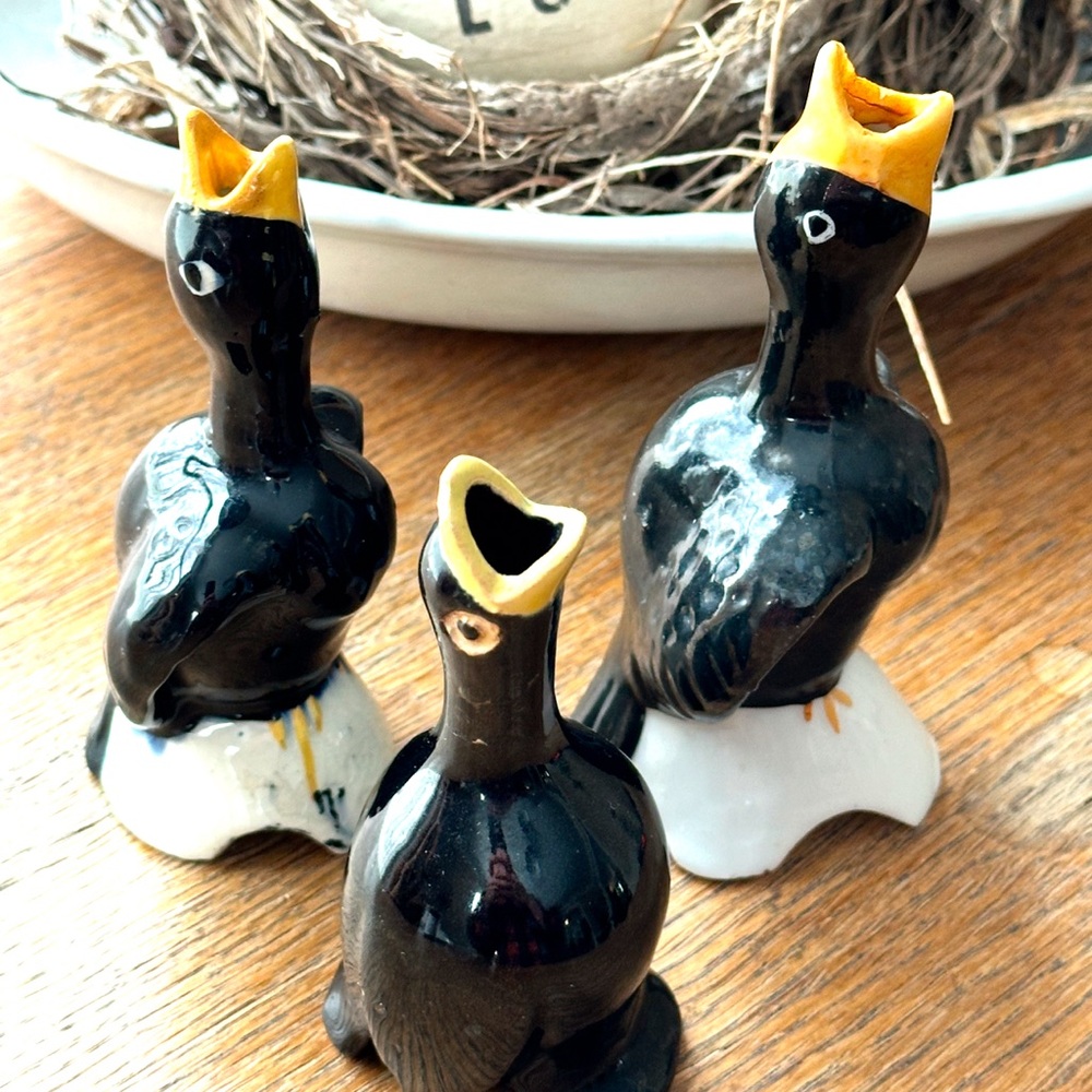 Vintage blackbird pie funnel vent lot 3  England porcelain crazed foreign CUTE